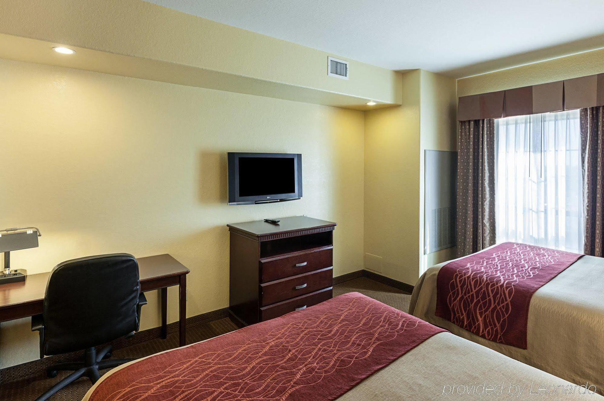 Spark By Hilton San Antonio Near Seaworld Exterior photo
